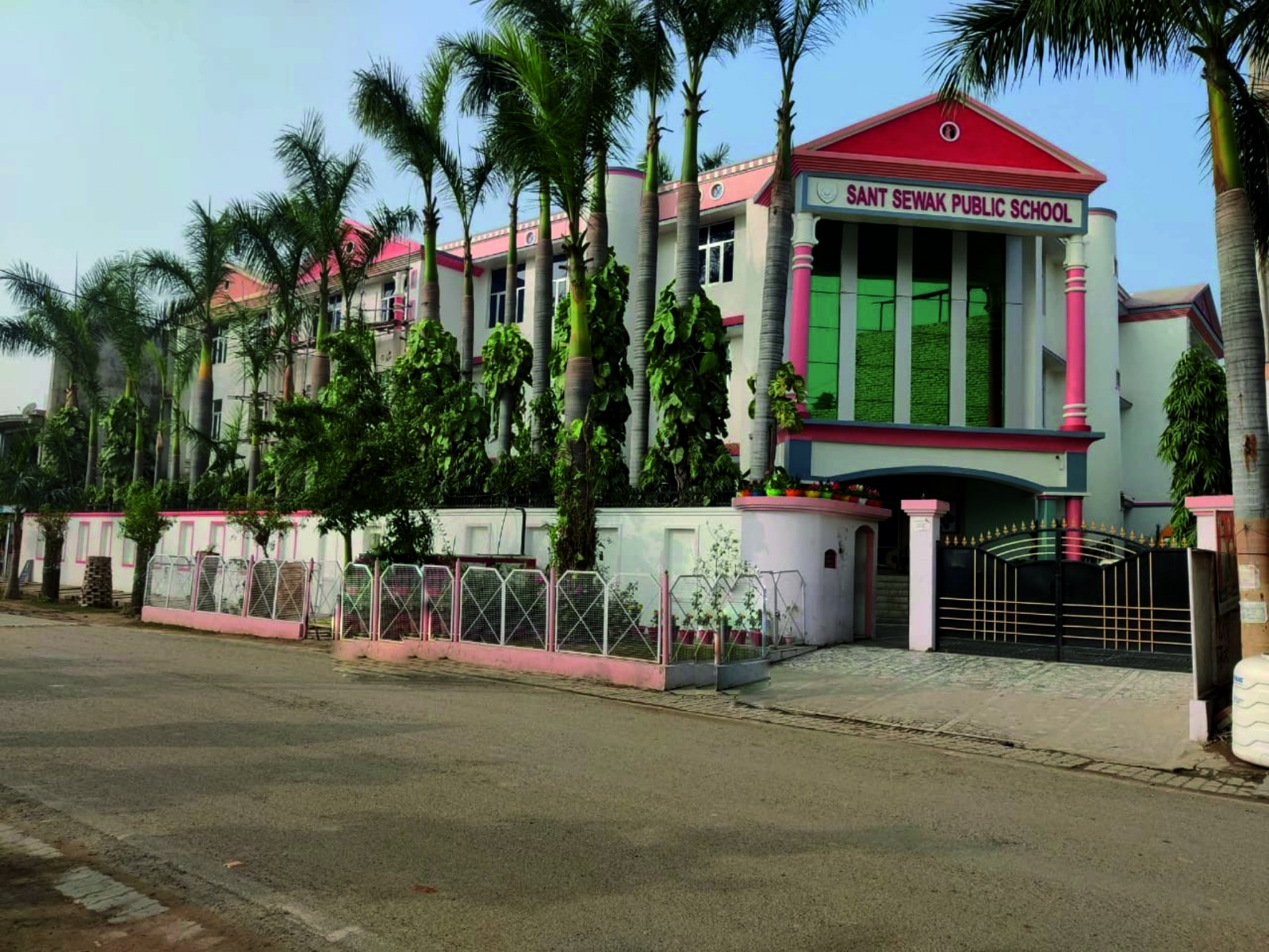 School campus